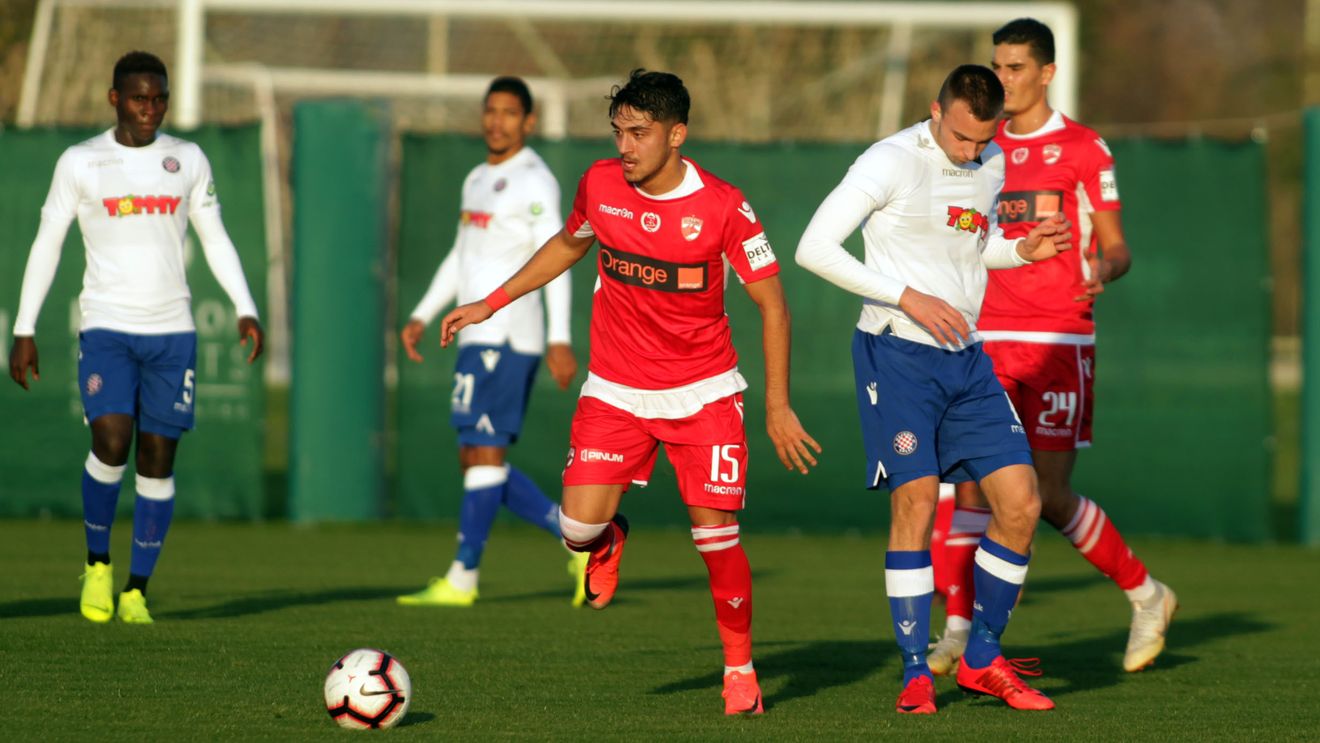 Dinamo a pierdut încă un amical în Turcia. Cât s-a terminat meciul cu Dinamo Moscova și 11-le folosit de Rednic