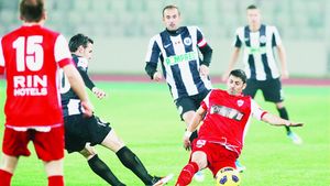 Fanii îl "plâng" pe Borcea! "Cu el nu ne călca nimeni în picioare"!** Dinamoviștii acuză maniera de arbitraj de la remiza albă de pe Cluj Arena