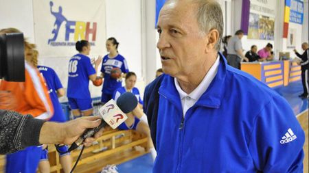 Semnal de alarmă tras de către un fost selecționer: „Suntem într-o perioadă critică. Dacă nu se iau măsuri acum, riscăm să ajungem mai jos!”. Ce soluție este propusă pentru revitalizarea handbalului feminin | EXCUSIV