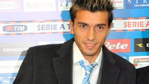 Steaua a refuzat să dea 1.5 mil $ pe Datolo, care a ajuns la Napoli!** VEZI ce poate să facă argentinianul!