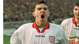 "Contra e un jucător valoros! Îl vrem lângă noi la Dinamo!"