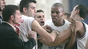 Bătaie la Dinamo!