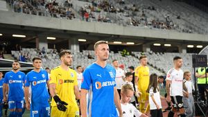 Basarab Panduru dă de pământ cu Nicușor Bancu după U Cluj - Universitatea Craiova 1-1. Gestul care l-a enervat pe fostul mare internațional român