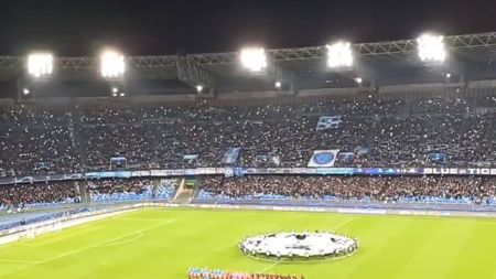 Fotbalul în vremea coronavirusului! San Paolo, invadat de mascați! Imagini impresionante de la Napoli - Barcelona | FOTO