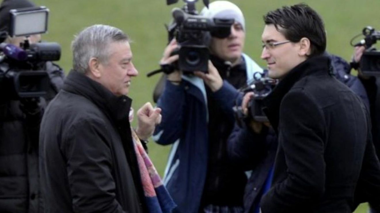 Mircea Sandu dezvăluie: "Au încercat și încă mai încearcă să mă lege!" + Atac asupra lui Burleanu: "E omul Serviciilor. Au fost și generali de la SRI la EURO 2016"