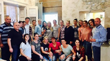 Corona se desparte de cel puțin 8 jucătoare! Dedu și Crăciun au fost deja anunțate la noile echipe, în străinătate. Corban: "Din fericire, procesul de recuperare este aproape de final. Am o poftă maximă de handbal"