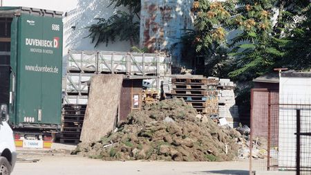 Al doilea, tot la gunoi!** A treia suprafață de iarbă ce va fi montată pe Național Arena costă 1 milion de euro