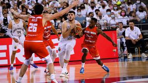 U-Banca Transilvania Cluj este campioana României în baschetul masculin, după o finală cu CSM Oradea care a avut nevoie de 5 meciuri