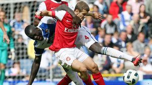 Wilshere "împărțit" de Pearce și Capello! Pușitiul lui Arsenal va juca doar partida tur cu România