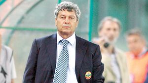 „Să vină Lucescu!"