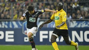 Yoann Gourcuff** va fi indisponibil între șase săptămâni și trei luni