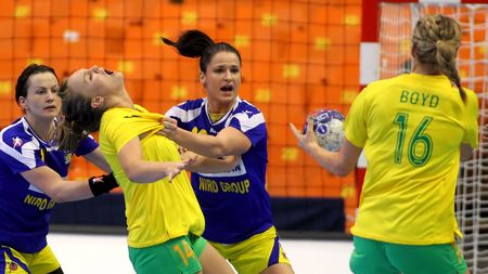 EXCLUSIV | Calvarul Adrianei Țăcălie-Crăciun s-a încheiat după mai bine de 4 ani. Jucătoarea își recuperează în sfârșit banii după accidentarea suferită la Europeanul din 2014. FR de Handbal a fost executată silit