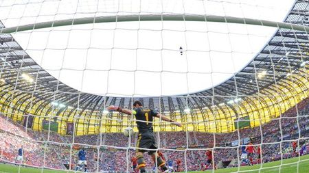 Irlandezii n-au nicio șansă contra campioanei en-titre:** "E ca și cum Muhammad Ali ar boxa cu un pitic!"