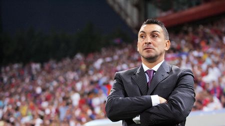 "Te rog frumos să îi transmiți asta!". Ilie Dumitrescu, fermecat de un tricolor după victoria cu Portugalia