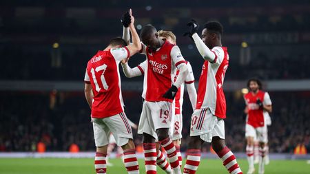 Top Pariu: Arsenal – PSV în prim-plan » Pachetul Zilei ajunge la cota 15.00 »»