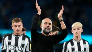 Relația fabuloasă pe care antrenorul lui Dinamo o are cu Pep Guardiola: „Am mers la cină cu el! Este un geniu!” Cum au ajuns să se cunoască | VIDEO EXCLUSIV