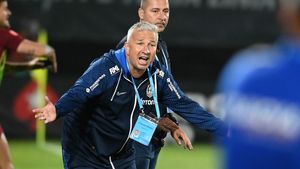 Dan Petrescu e gata să facă transferul bombă al fotbalistului român de la EURO 2024! CFR Cluj își face echipă de titlu și jucătorul e aproape să semneze din Germania