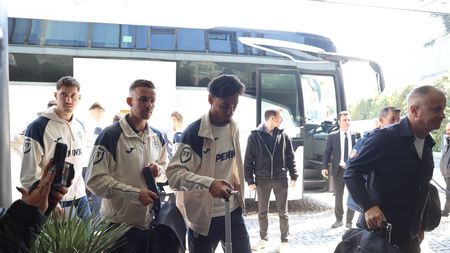 Jucătorii României au ajuns la hotel înaintea barajului cu Turcia! Mesajul unui fan venit tocmai din Italia: „Marian, fă ceva pentru noi te rugăm frumos”