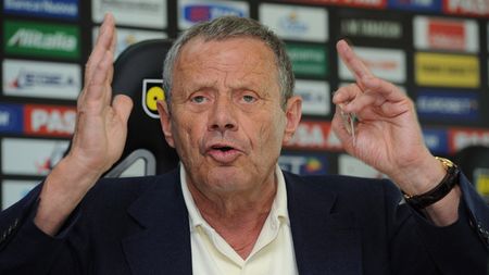 Patronul lui Palermo joacă "în altă ligă"! Incredibil: câți antrenori a putut schimba în doar două sezoane și cine e ultimul tehnician care vine "ca mielul la tăiere"