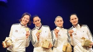 GALERIE FOTO: România a câștigat aurul la Cupa Mondială la spadă fete de la Doha! Am învins China în finală cu 19-18!