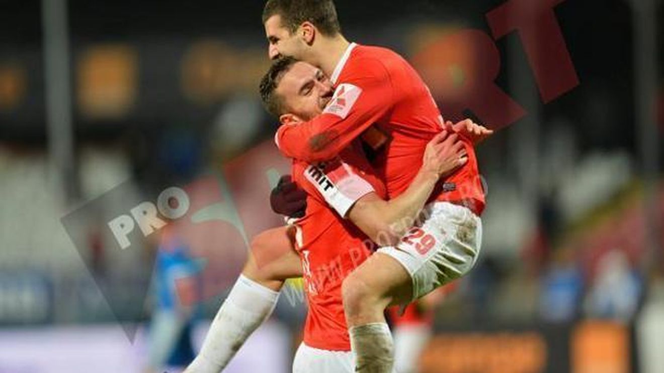 E gata!** Rednic anunță că a bătut palma cu Țucudean: "L-am dorit de mai mult timp" Cu ce se alege Dinamo după transferul atacantului