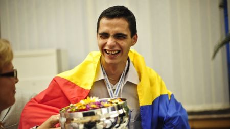 Surzi, muți dar cu aur!