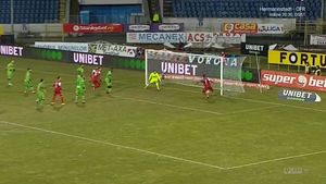 Mihai Eșanu, greșeală uriașă! Dinamo a început meciul cu Botoșani de la 0-1! Hamidou Keyta, dublă la revenirea în Liga 1 | FOTO & VIDEO