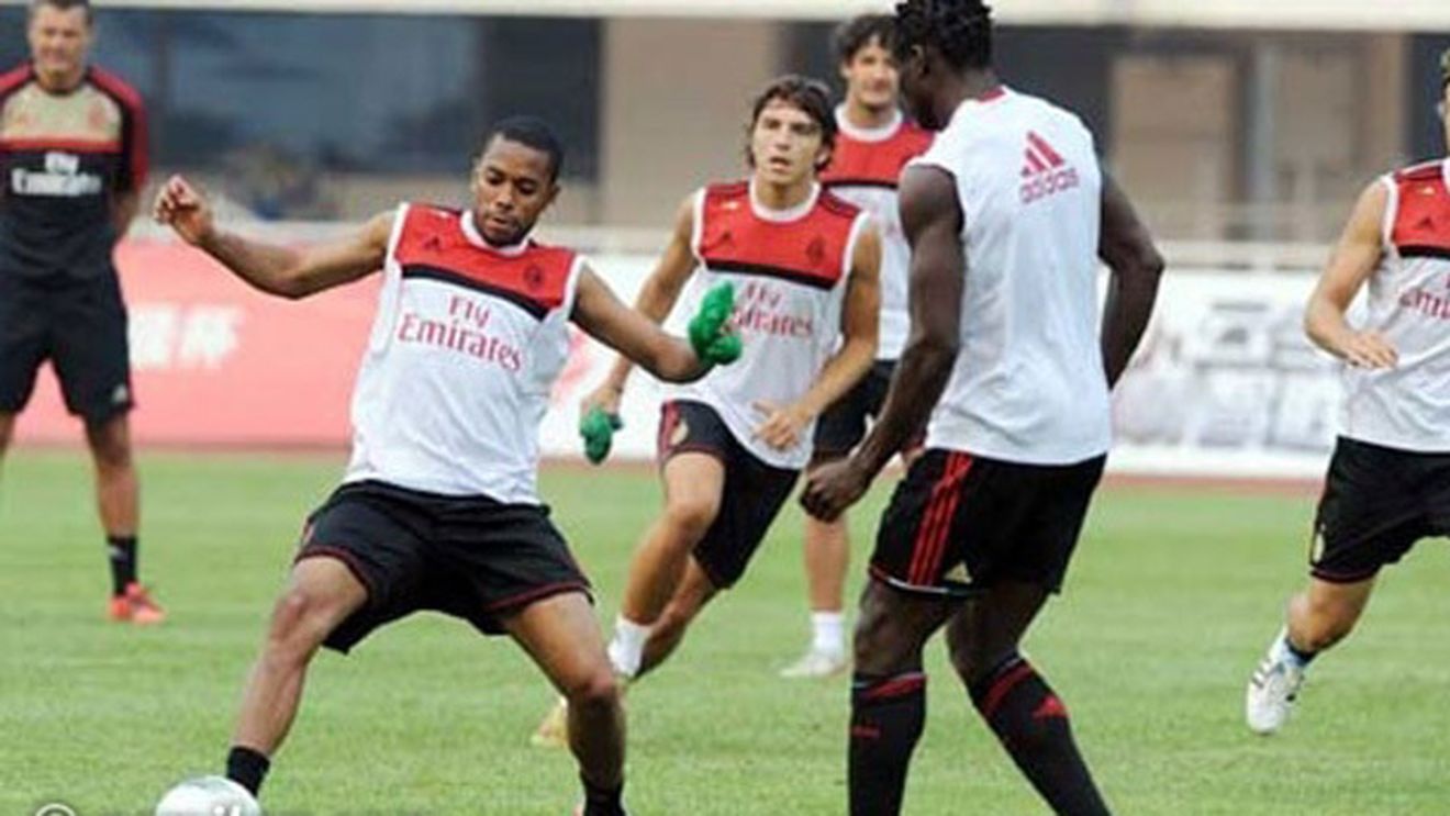 Allegri are bătăi de cap: Pato sau Robinho pe bancă!** Pe cine alege? Detalii de la antrenament