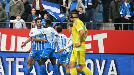 Universitatea Craiova - Unirea Slobozia 3-1, în etapa 13 din Superliga. Oltenii se apropie la un punct de liderul Botoșani
