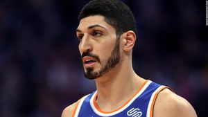 Baschetbalistul care i-a luat frica lui Ergodan: "E foarte ușor să fiu ucis din cauza nebunului ăla! E trist, din cauza unui maniac, nebun..."
