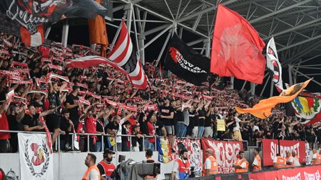 Fanii lui Dinamo, scandal cu jandarmii după înfrângerea cu Universitatea Craiova! Motivul uluitor de la care a pornit totul