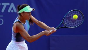 Reacția Soranei Cîrstea când a văzut-o pe Nadia Comăneci în barca legendelor care au purtat torța la ceremonia de deschidere a Jocurilor Olimpice de la Paris 2024