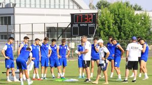 Steaua s-a reunit cu 20 de jucători! Primele două achiziții și mai mulți fotbaliști testați de Daniel Oprița, prezenți la terenul de antrenament