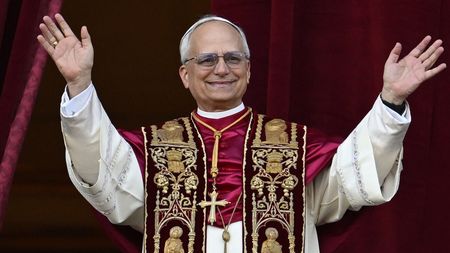 „De aia l-au ales pe Papa Leon acum”. Reacțiile incredibile apărute, după numirea lui Robert Prevost în fruntea bisericii catolice