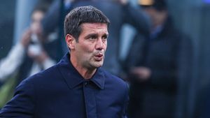 NEMAIVĂZUT! Cristi Chivu poate intra în istoria Italiei cu o performanță unică!