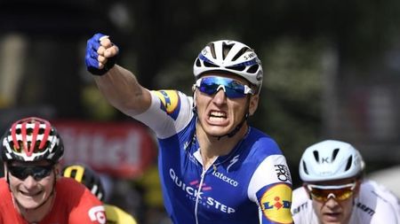 Săptămâna lui Kittel! Germanul a câștigat la fotofiniș etapa a șaptea din Turul Franței, a făcut "hat-trick-ul" și a preluat și tricoul verde. Chris Froome rămâne în galben