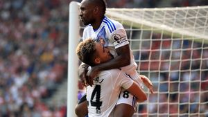 Nimeni nu poate explica asta :) FOTO | Așa arăta Defoe pe 27 august, acum și-a făcut "coadă". Cât de mult i-a crescut părul în două săptămâni