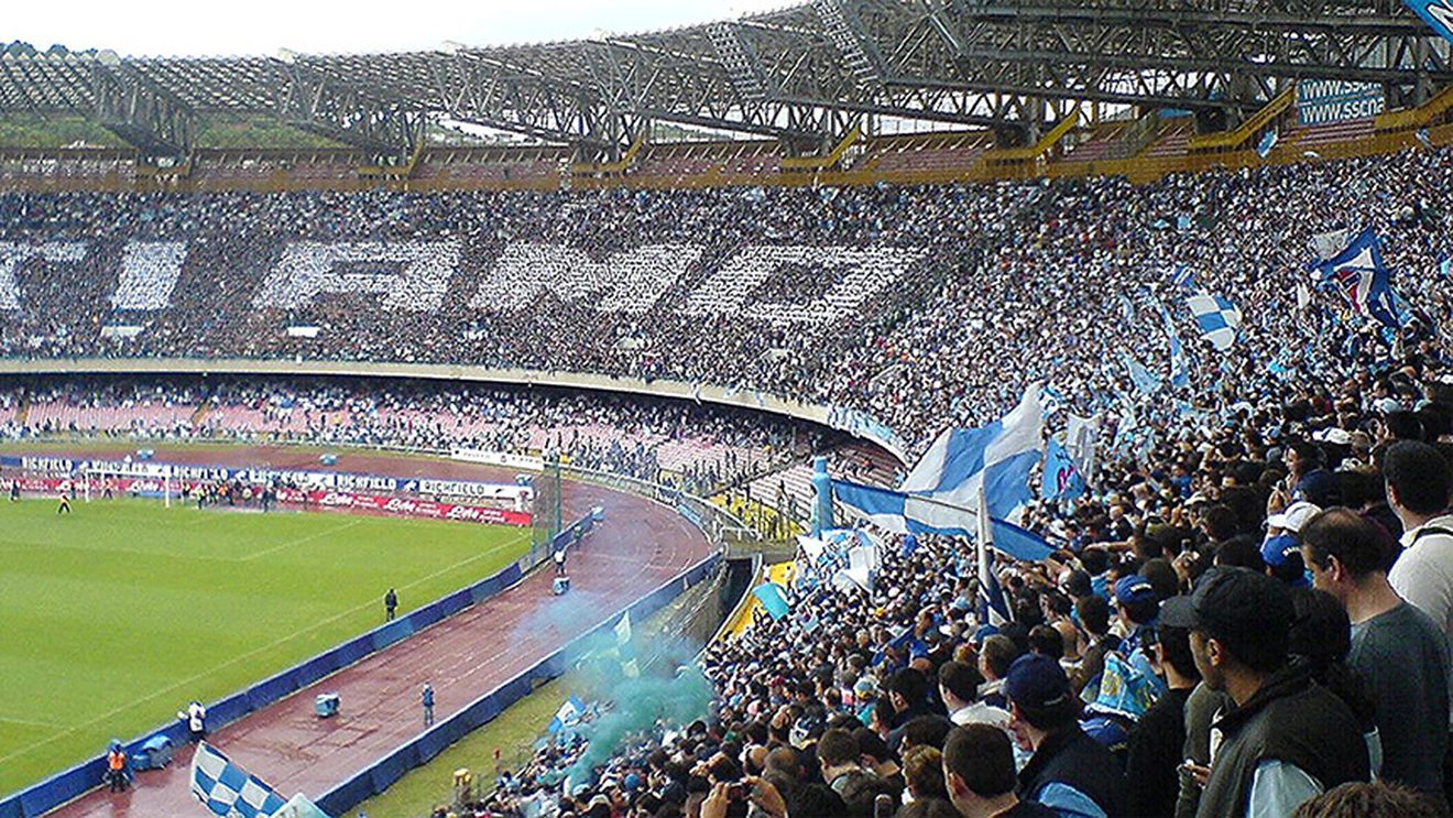 Decizie istorică luată de Napoli, după trecerea în neființă a lui Diego Maradona! „Trecem de la numele unui sfânt, la numele unui zeu”