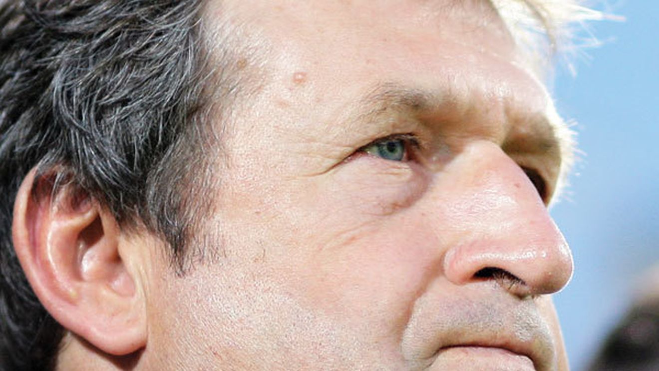 Susic e într-o situație disperată:** Bosnia, în criză de fundași!