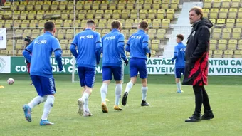 Decizie surpriză la Jiul Petroșani, echipă cu punctaj maxim în acest sezon de Liga 3! S-a despărțit de Flavius Boroncoi și a numit ca ”principal” un antrenor fost la juniori în ultimul timp la Concordia și FCSB