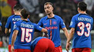 La un pas să facă meserie în construcții. Fotbalistul lui Gigi Becali, gata de o carieră în alt domeniu, înainte ca FCSB să-l ia