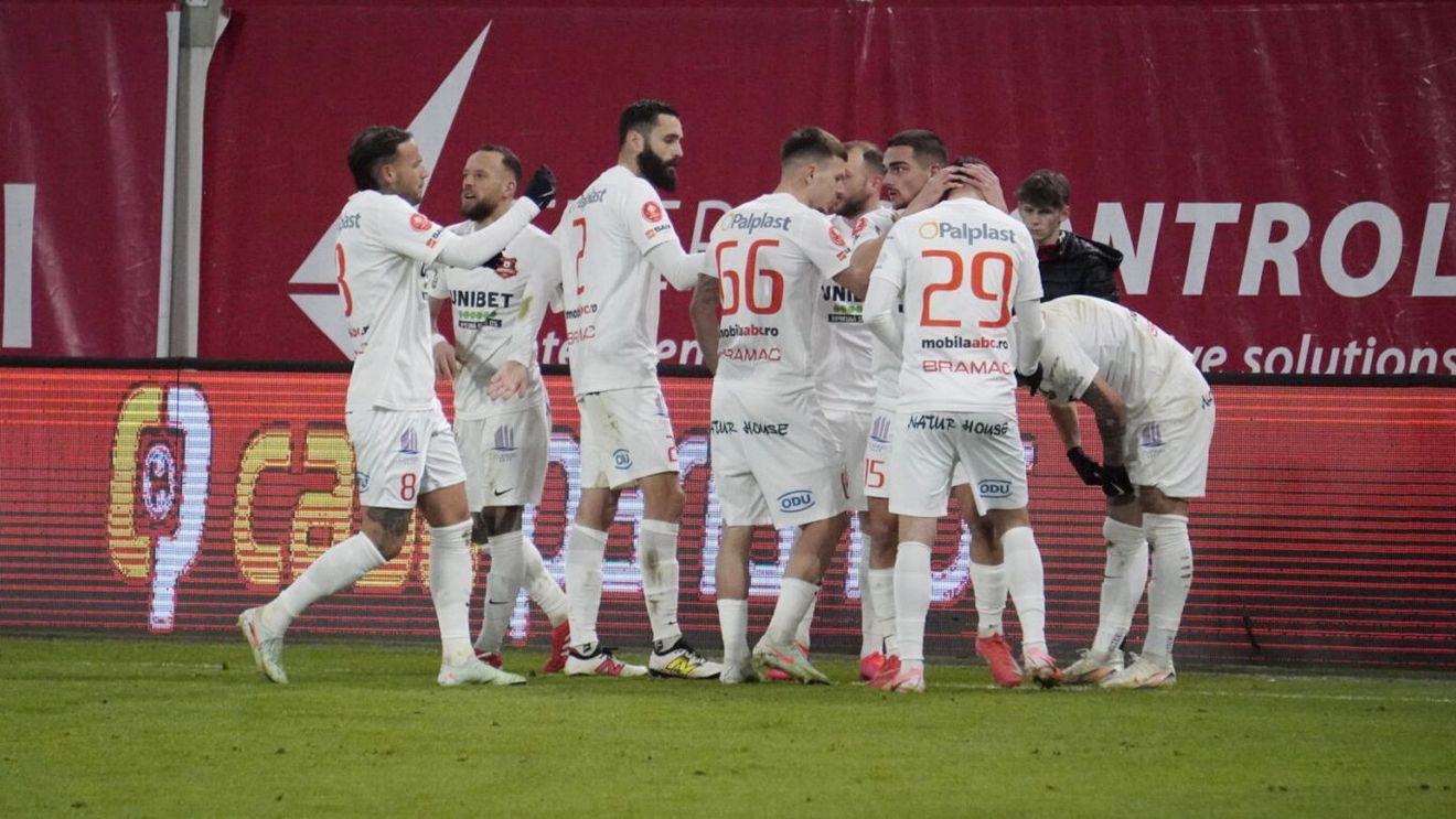 FC Hermannstadt - Gloria Buzău 2-1, în etapa 28 din Superliga. După acest succes, echipa lui Măldărășanu continuă să spere la play-off