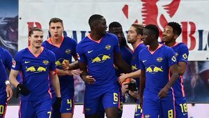 Arsenal vrea să golească visteria clubului pentru doi jucători de la Leipzig: Ibrahima Konate și Christopher Nkunku sunt țintele tunarilor!