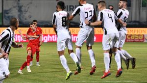 FCSB, pusă la zid din cauza cantonamentului din Turcia: „Ei au regim special? Legile sunt pentru toți la fel!” Ce acuză Bogdan Mara