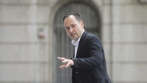 Ionuț Negoiță a dezvăluit ce sumă are de încasat de la Dinamo + Întrebarea care l-a blocat pe fostul patron, legată de sponsorizarea echipei în viitor: „Nici nu infirm, nici nu confirm” | VIDEO EXCLUSIV ProSport Live