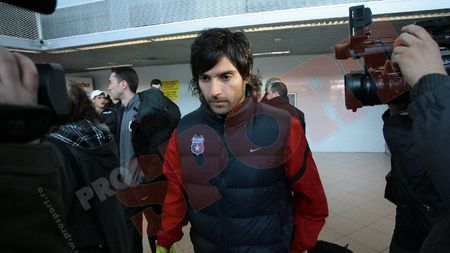 FOTO Steaua a revenit în țară, dar nu are unde să se antreneze!** Primul meci câștigat de Twente