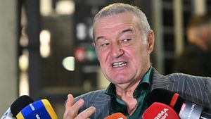 Gigi Becali a cerut „clauza fricii” pe bani pentru transferul fotbalistului de la FCSB la adversara din Superliga