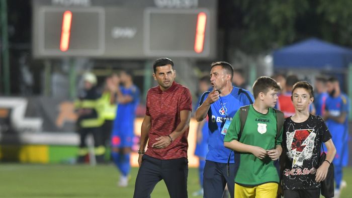 Strategia lui Nicolae Dică de la meciul cu Silkeborg, greu de înțeles. „Nu știu ce a pregătit! Lucrurile nu aveau cum să ia o altă turnură”