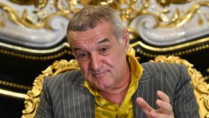 Gigi Becali poate da lovitura, fără să vrea, cu un transfer gratis! Fotbalistul căruia voia să-i achite clauza de reziliere a fost declarat liber de contract de FRF, într-un dosar cu scandal