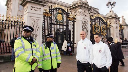 CFR, în vizită la Regină!